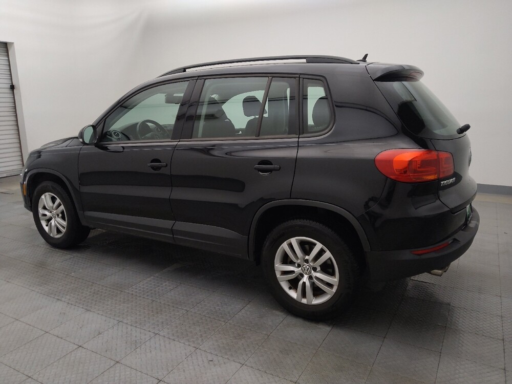 2016 Volkswagen Tiguan in Houston, TX 77060 - 18082341 3