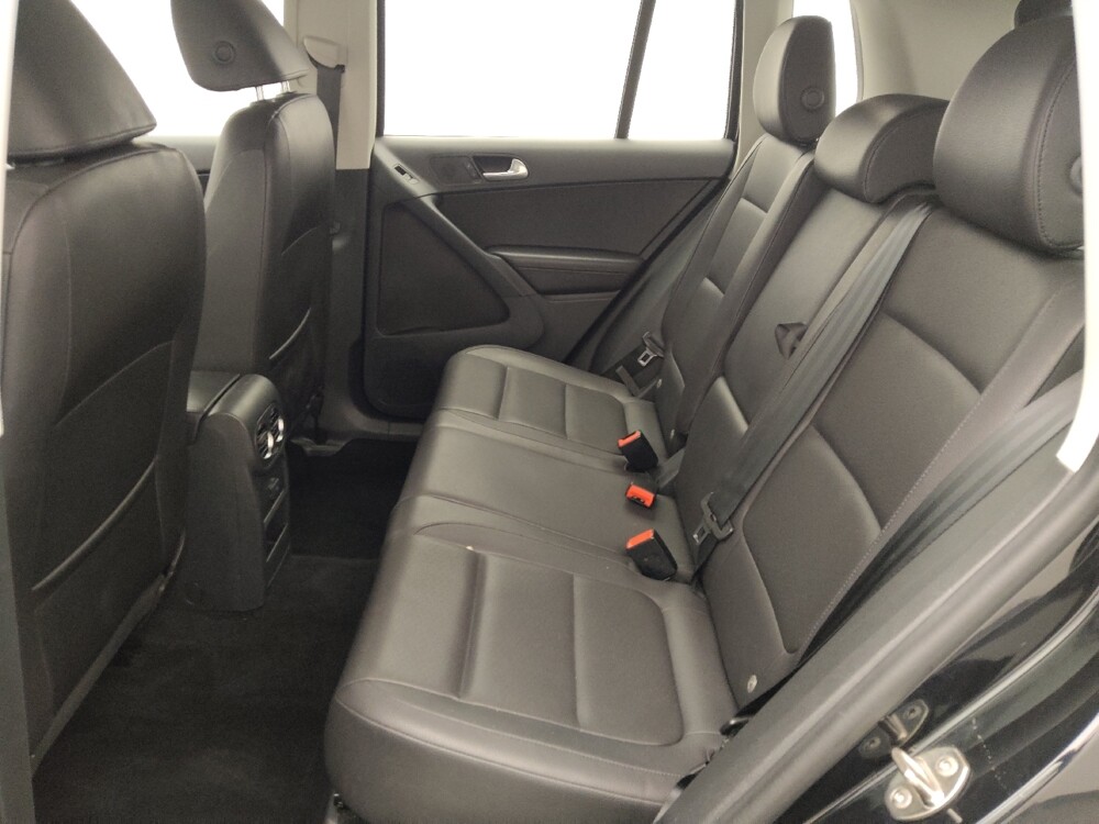 2016 Volkswagen Tiguan in Houston, TX 77060 - 18082341 18