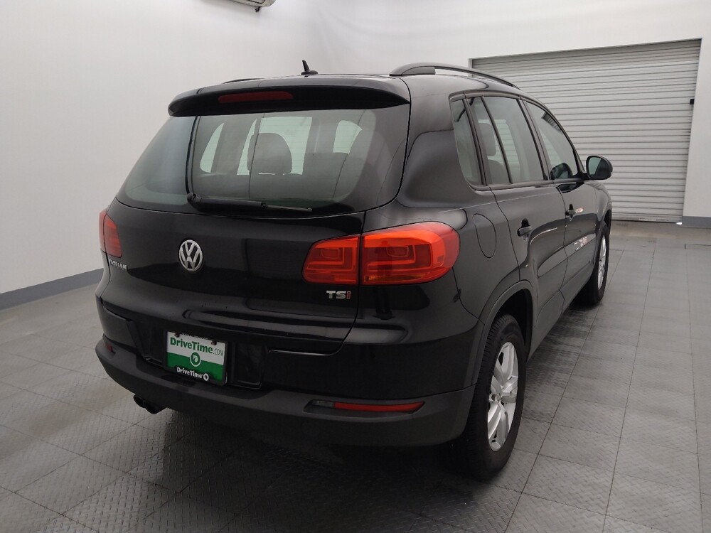 2016 Volkswagen Tiguan in Houston, TX 77060 - 18082341 7