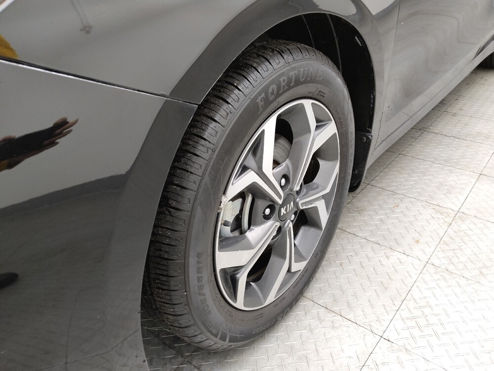 2020 Kia Forte in St. Louis, MO 63125 - 18082360 31