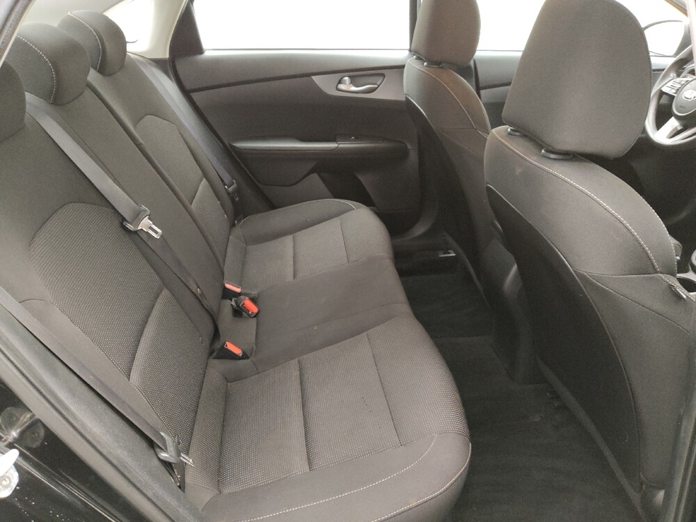 2020 Kia Forte in St. Louis, MO 63125 - 18082360 19