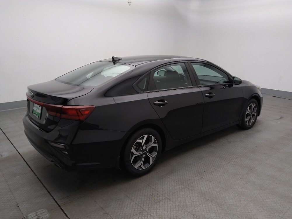 2020 Kia Forte in St. Louis, MO 63125 - 18082360 10