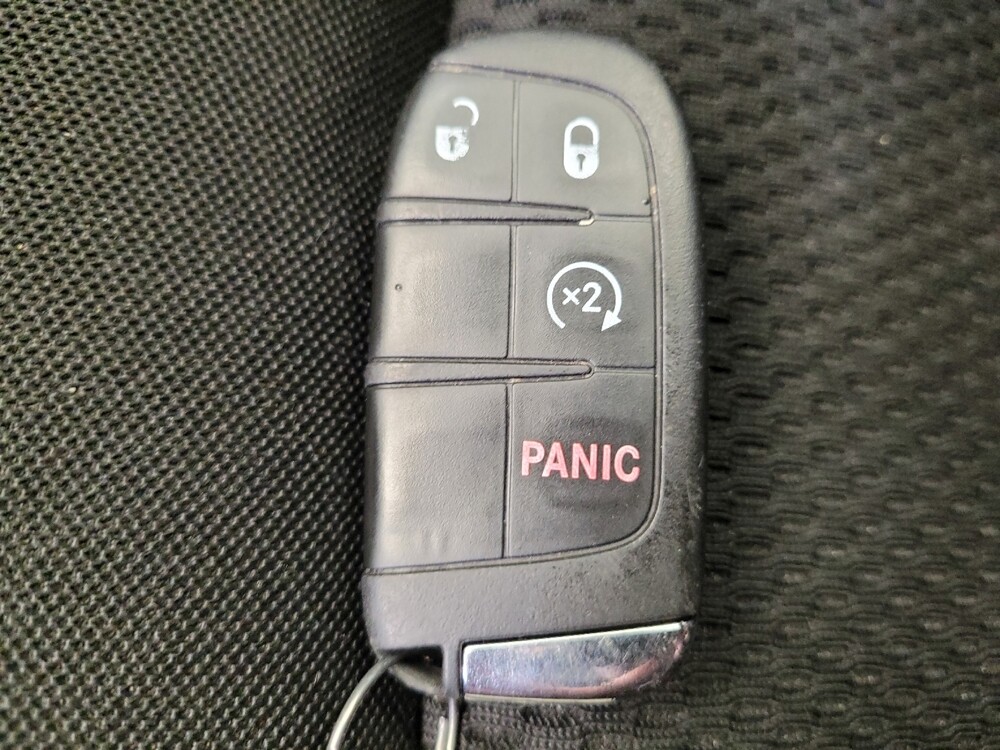 2019 Jeep Renegade in Fairfield, OH 45014 - 18082372 32