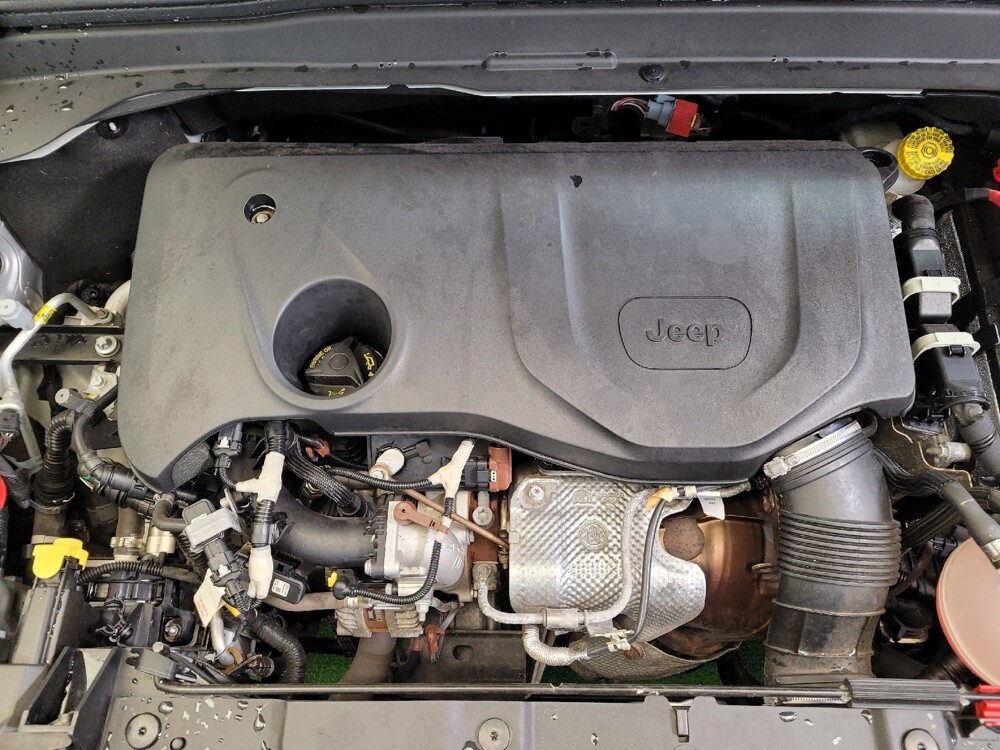 2019 Jeep Renegade in Fairfield, OH 45014 - 18082372 30