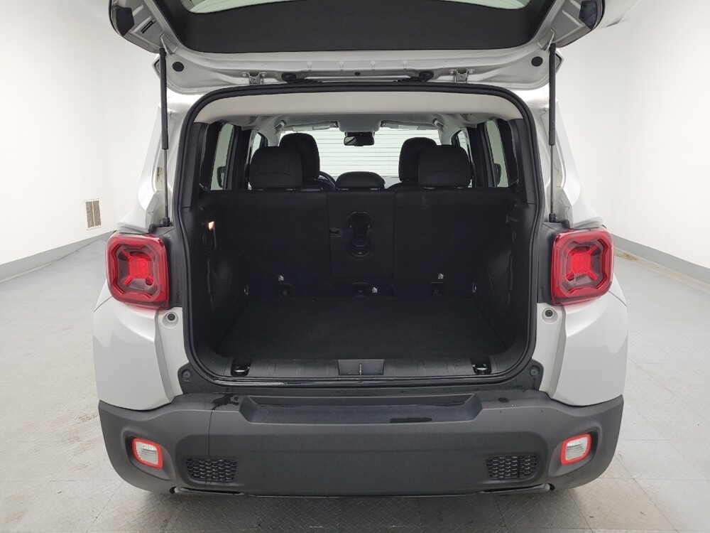 2019 Jeep Renegade in Fairfield, OH 45014 - 18082372 29