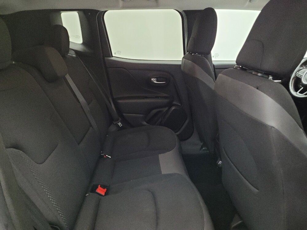 2019 Jeep Renegade in Fairfield, OH 45014 - 18082372 19