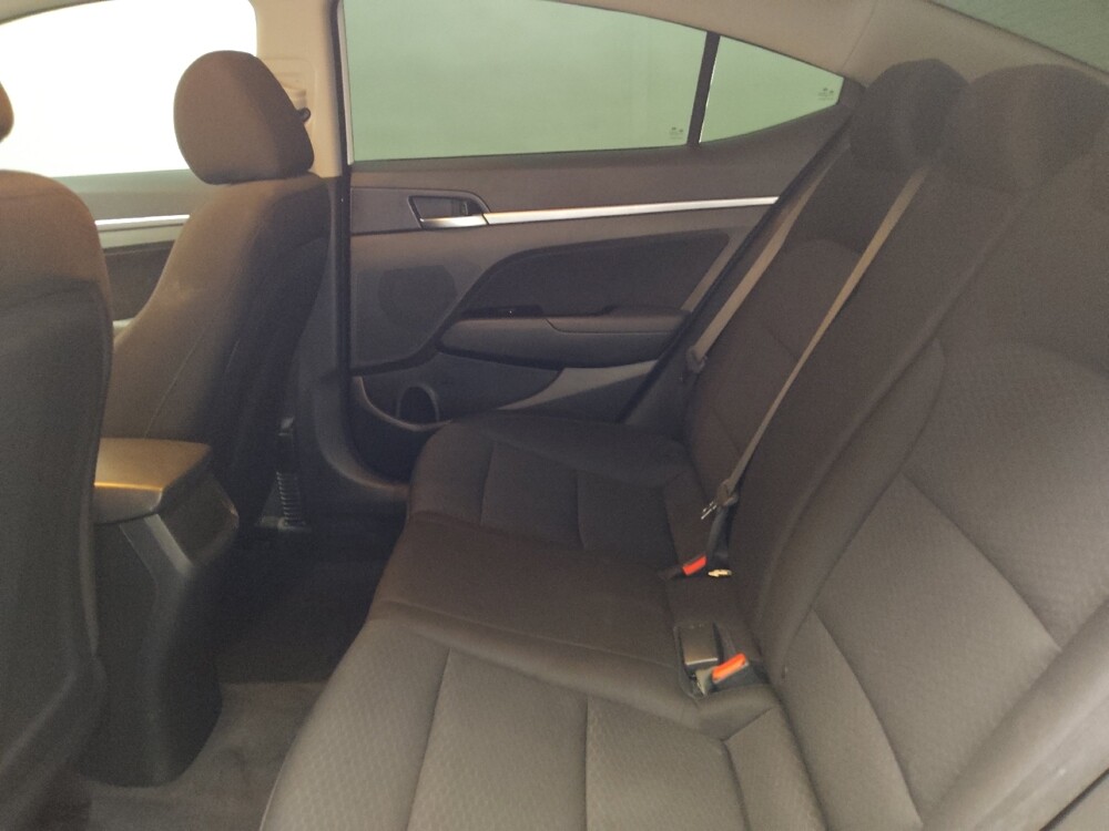 2019 Hyundai Elantra in Arlington, TX 76011 - 18082385 18