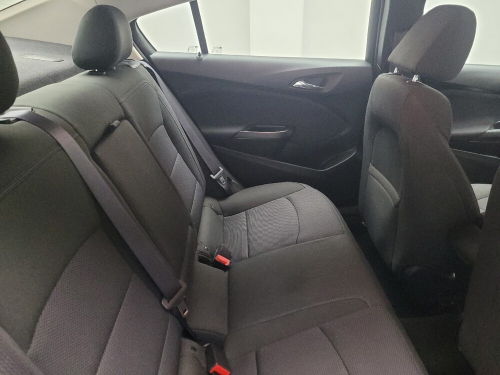 2017 Chevrolet Cruze in Taylor, MI 48180 - 18082392 19