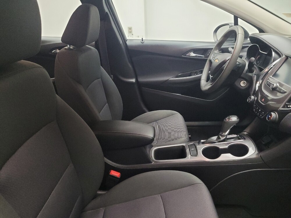 2017 Chevrolet Cruze in Taylor, MI 48180 - 18082392 21