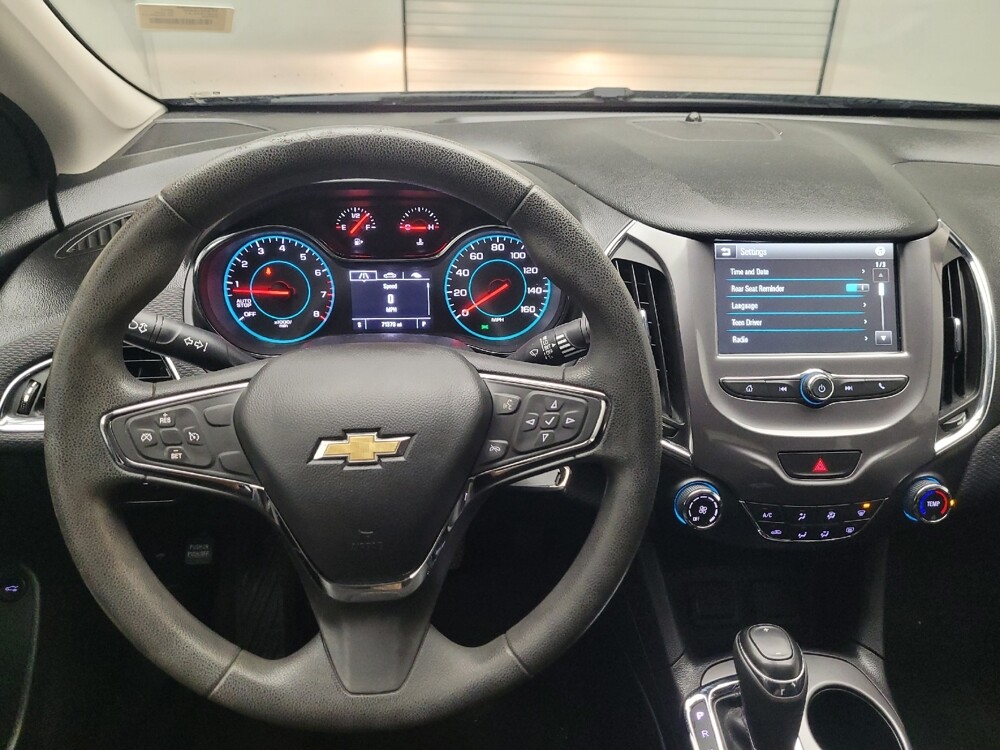 2017 Chevrolet Cruze in Taylor, MI 48180 - 18082392 22