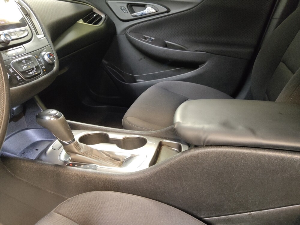 2020 Chevrolet Malibu in Clearwater, FL 33764 - 18082403 26