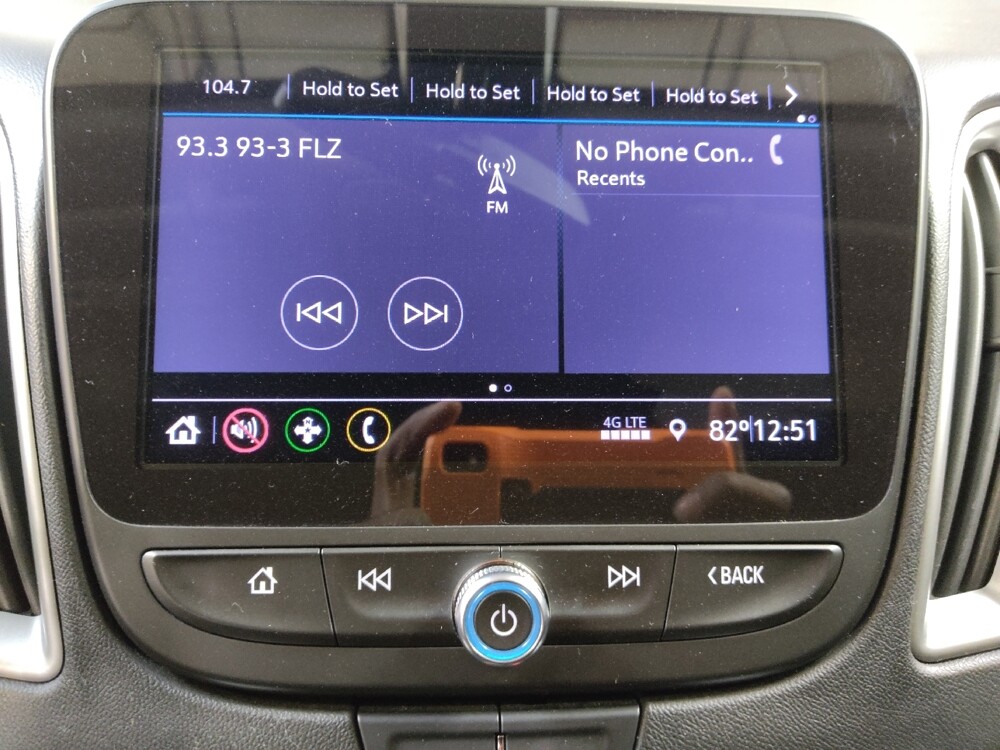 2020 Chevrolet Malibu in Clearwater, FL 33764 - 18082403 25