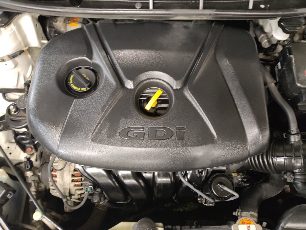 2017 Hyundai Elantra in Arlington, TX 76011 - 18082408 30