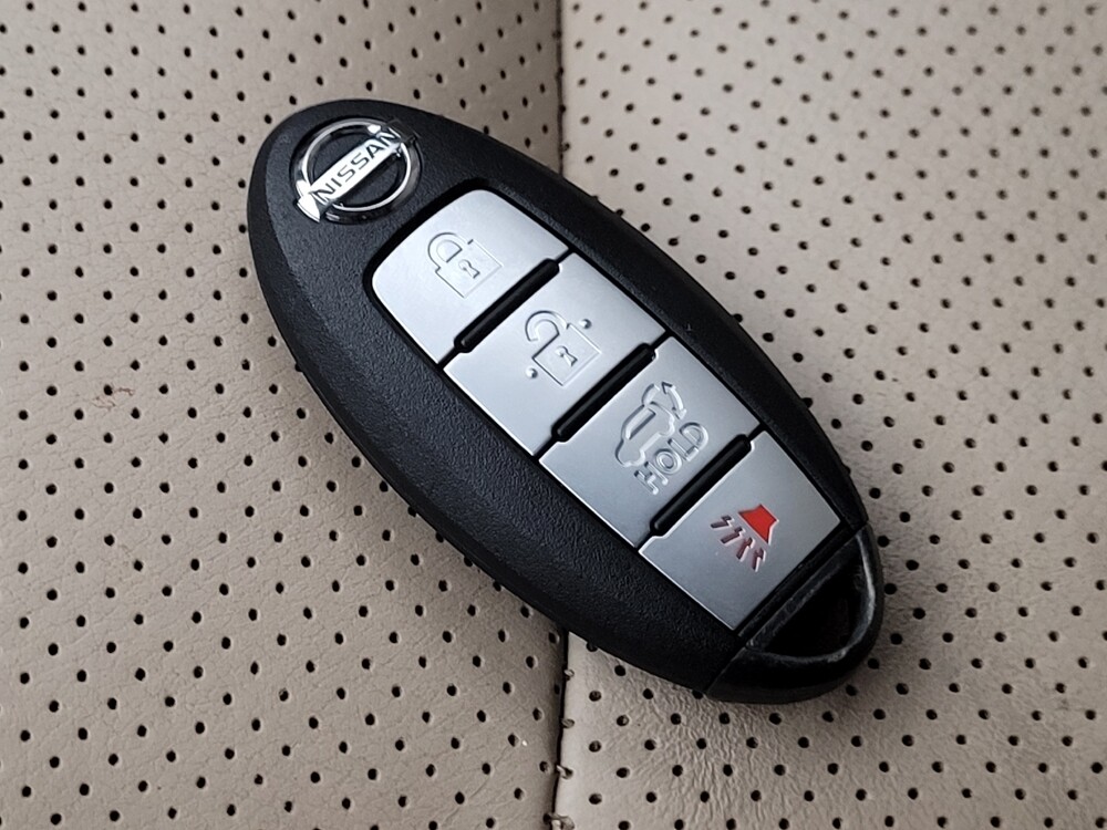 2016 Nissan Rogue in Albuquerque, NM 87113 - 18082415 32