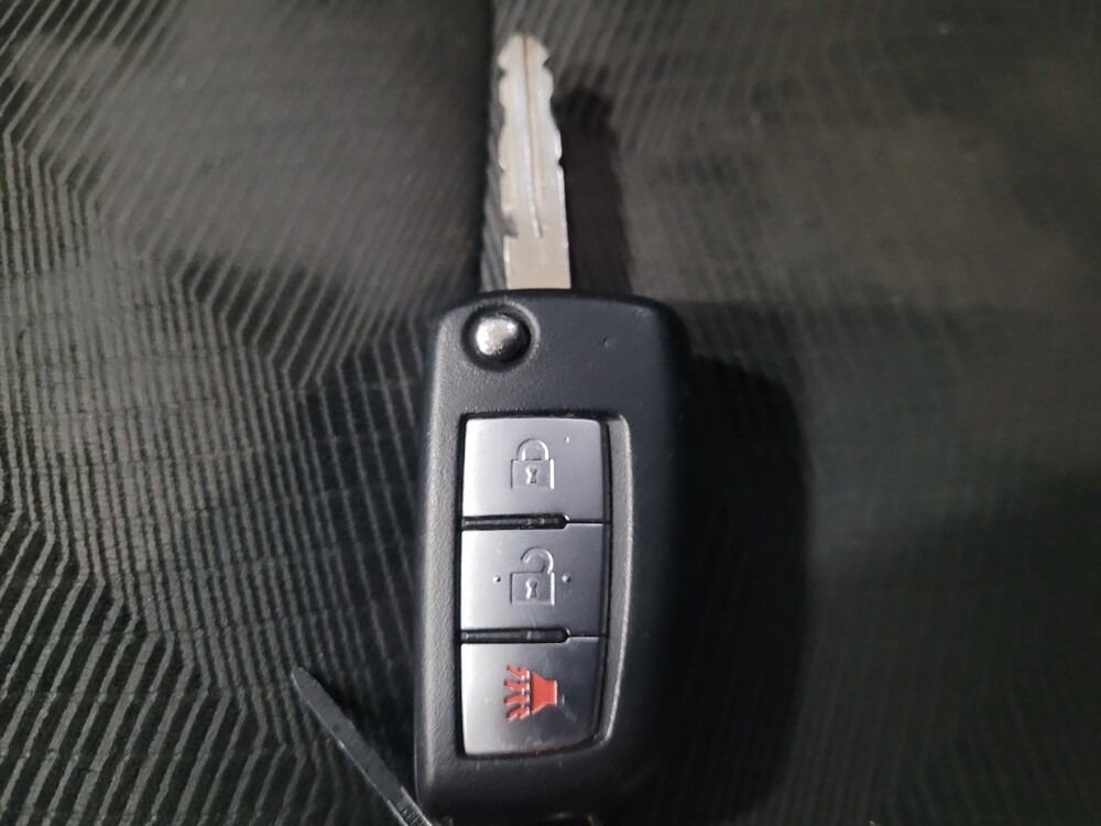 2016 Nissan Rogue in Owings Mills, MD 21117 - 18082422 32