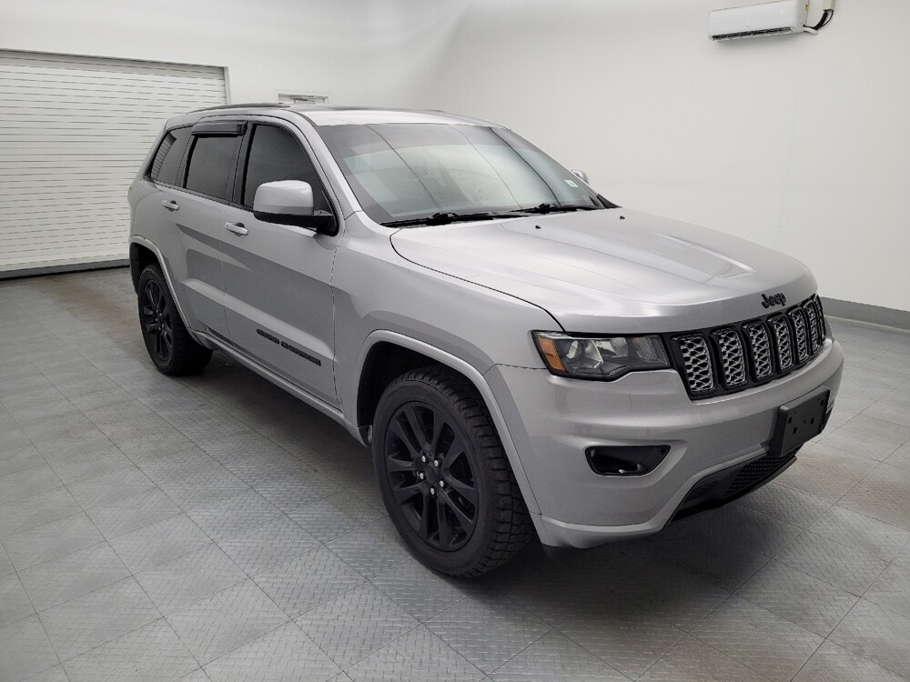 2019 Jeep Grand Cherokee in Fairfield, OH 45014 - 18082435 11