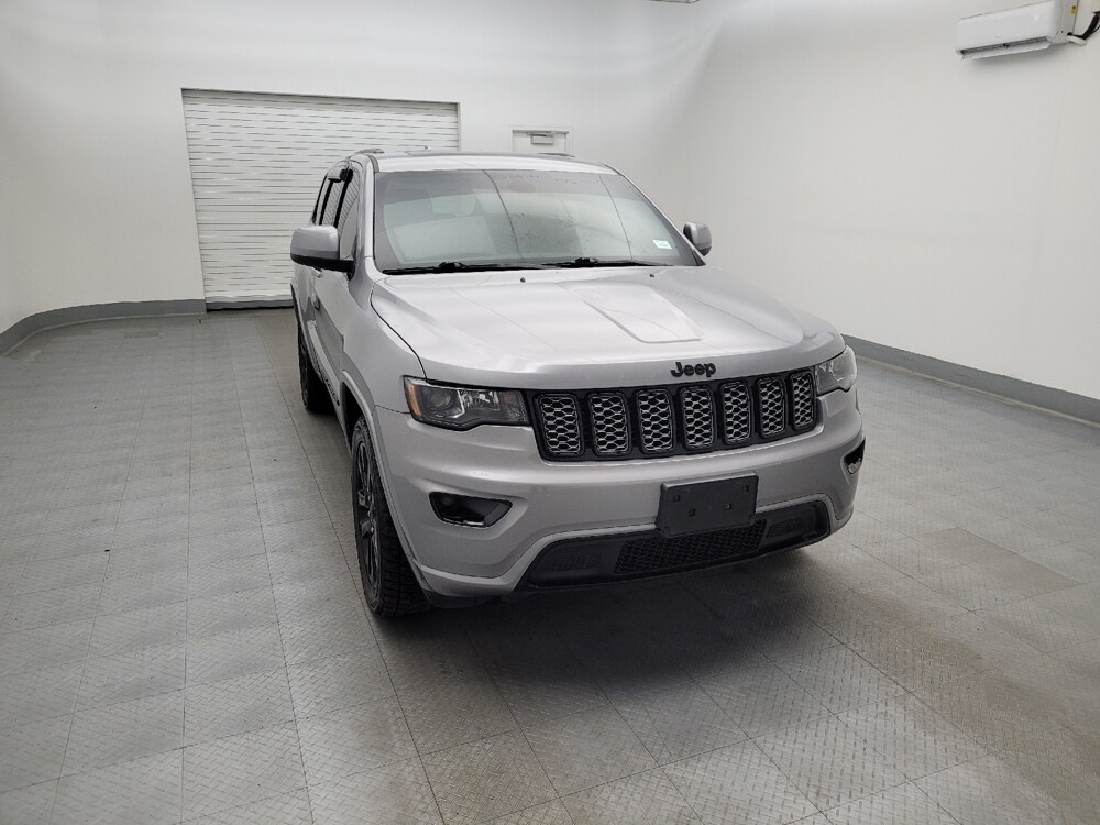 2019 Jeep Grand Cherokee in Fairfield, OH 45014 - 18082435 14