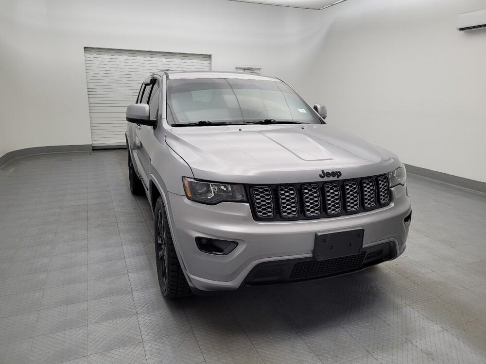 2019 Jeep Grand Cherokee in Fairfield, OH 45014 - 18082435 13