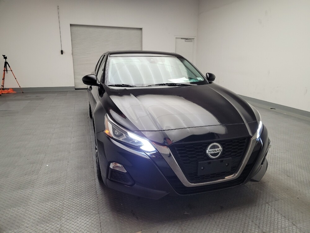 2021 Nissan Altima in Riverside, CA 92504 - 18082444 14