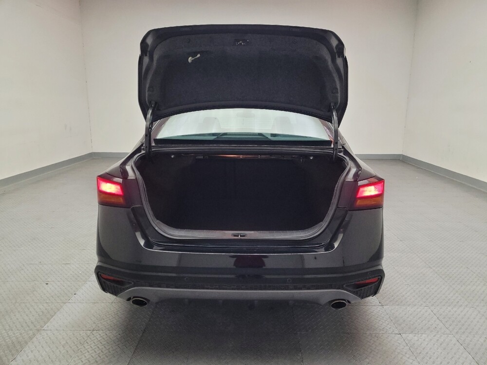 2021 Nissan Altima in Riverside, CA 92504 - 18082444 29