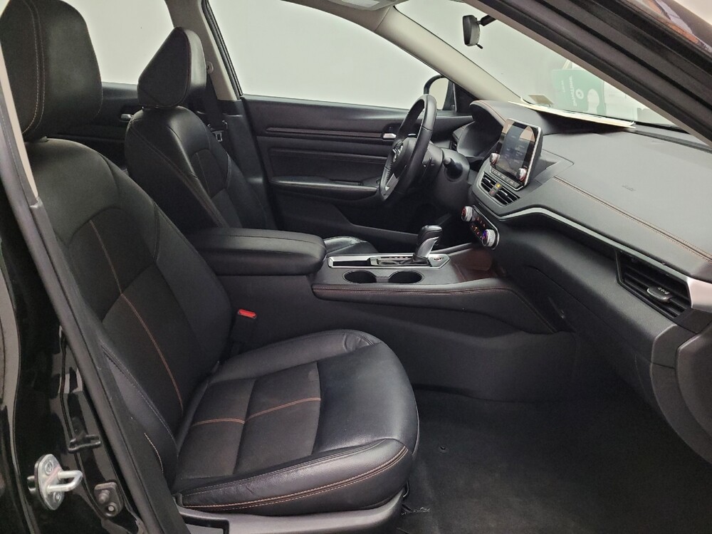 2021 Nissan Altima in Riverside, CA 92504 - 18082444 21