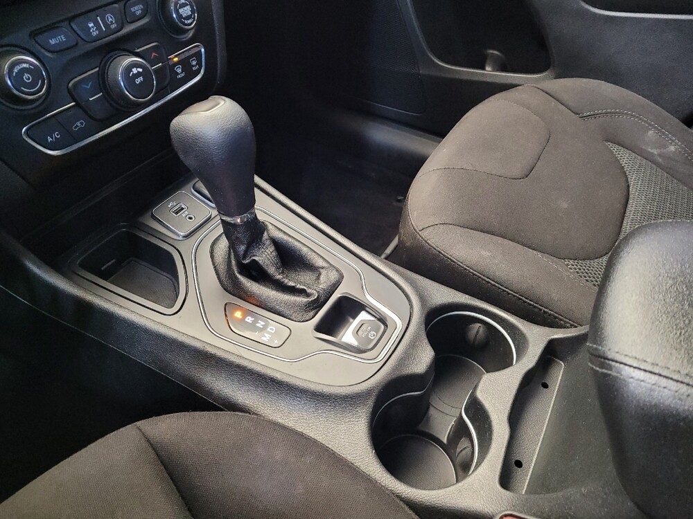 2019 Jeep Cherokee in Fairfield, OH 45014 - 18082446 26