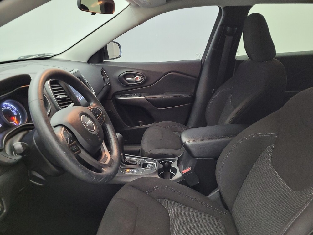 2019 Jeep Cherokee in Fairfield, OH 45014 - 18082446 17