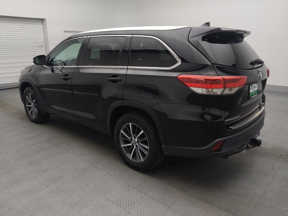2017 Toyota Highlander in Sanford, FL 32773 - 18082451 3