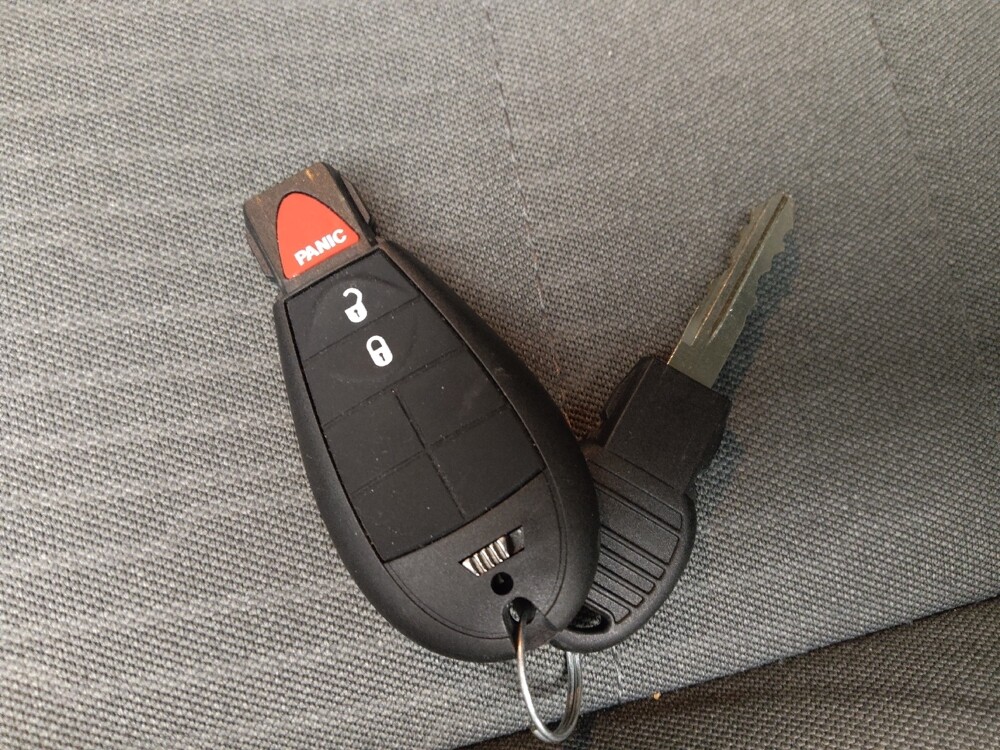 2022 RAM 1500 in Lakewood, CO 80215 - 18082453 32