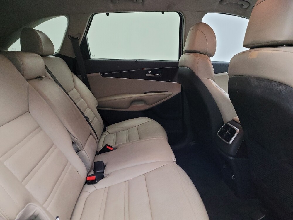 2017 Kia Sorento in Midlothian, IL 60445 - 18082457 19