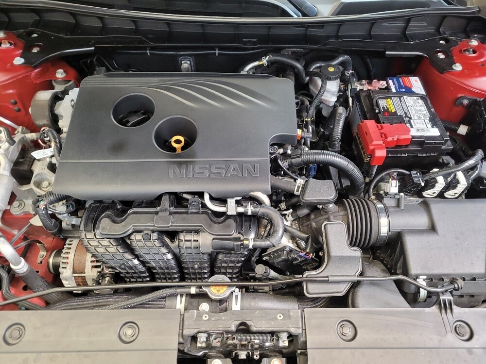 2020 Nissan Altima in Fairfield, OH 45014 - 18082459 30