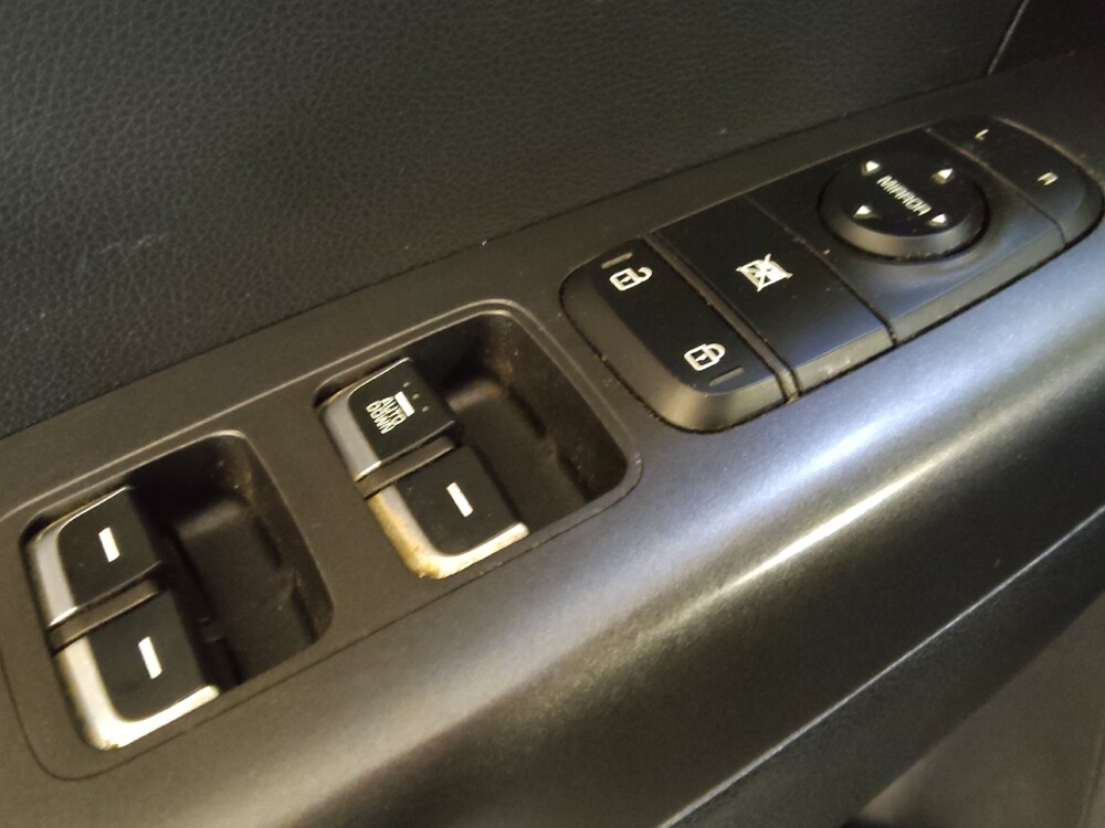 2020 Kia Sportage in Wilmington, NC 28405 - 18082461 27