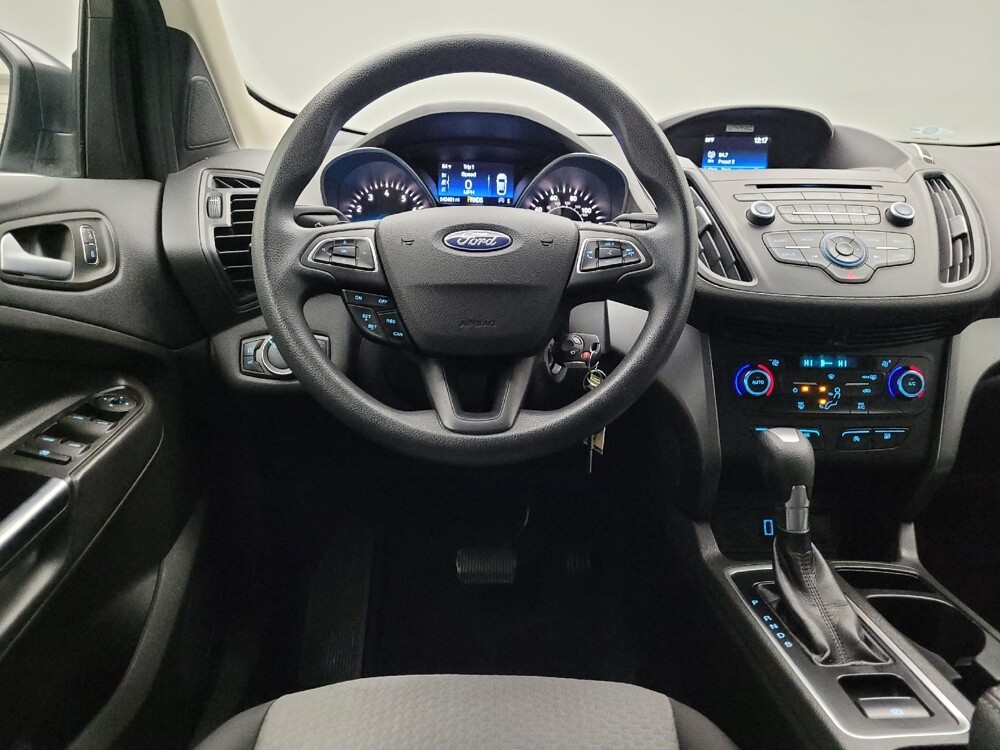 2017 Ford Escape in Lombard, IL 60148 - 18082472 22