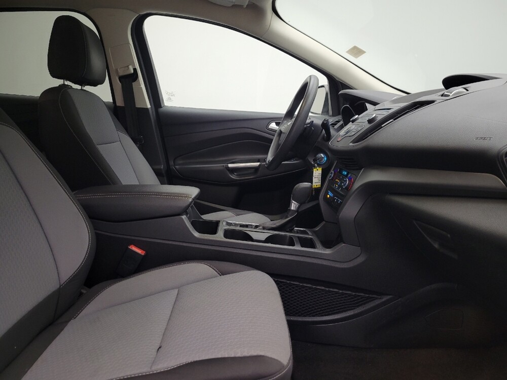 2017 Ford Escape in Lombard, IL 60148 - 18082472 21