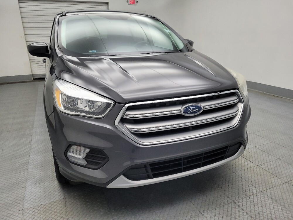 2017 Ford Escape in Lombard, IL 60148 - 18082472 14