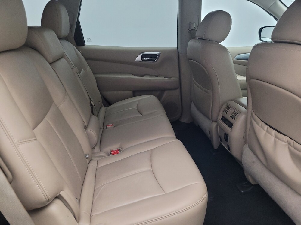 2017 Nissan Pathfinder in Jacksonville, FL 32210 - 18082482 19