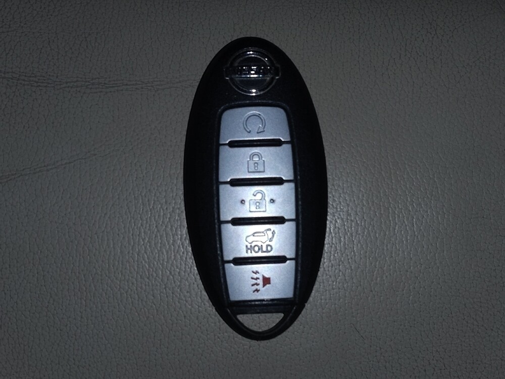 2017 Nissan Pathfinder in Jacksonville, FL 32210 - 18082482 32