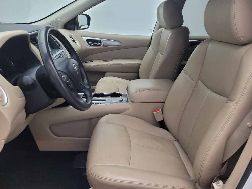 2017 Nissan Pathfinder in Jacksonville, FL 32210 - 18082482 17