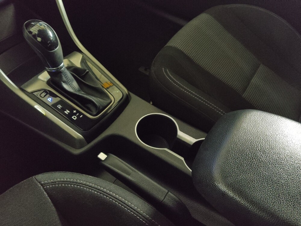 2015 Hyundai Elantra in Birmingham, AL 35215 - 18082490 26