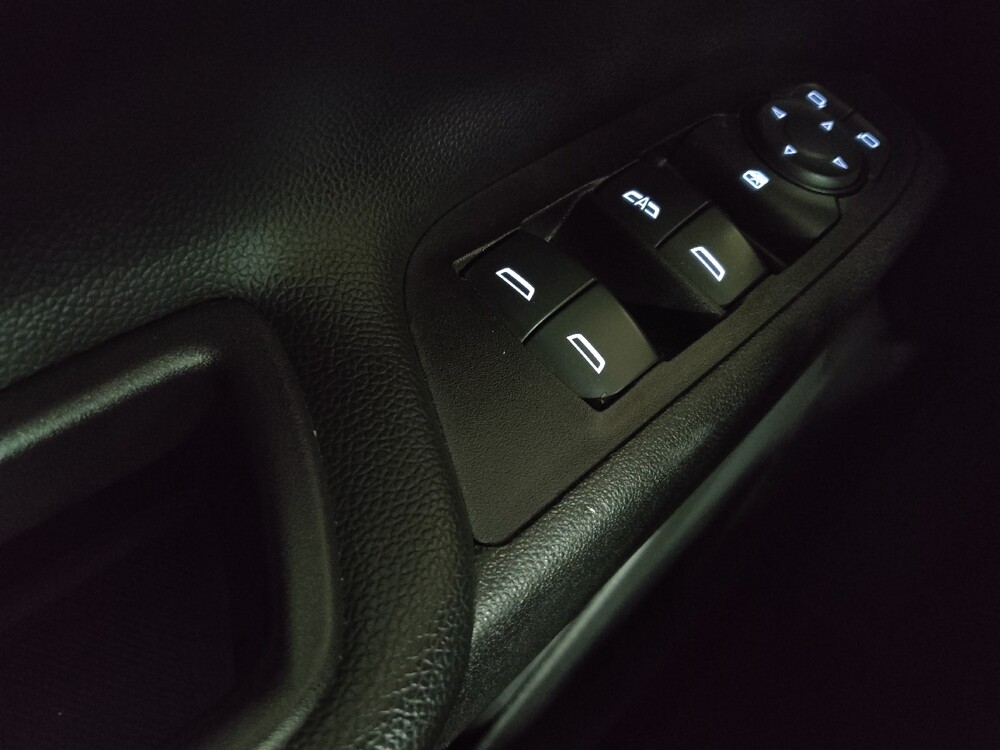 2020 Chevrolet Equinox in Stone Mountain, GA 30083 - 18082504 27