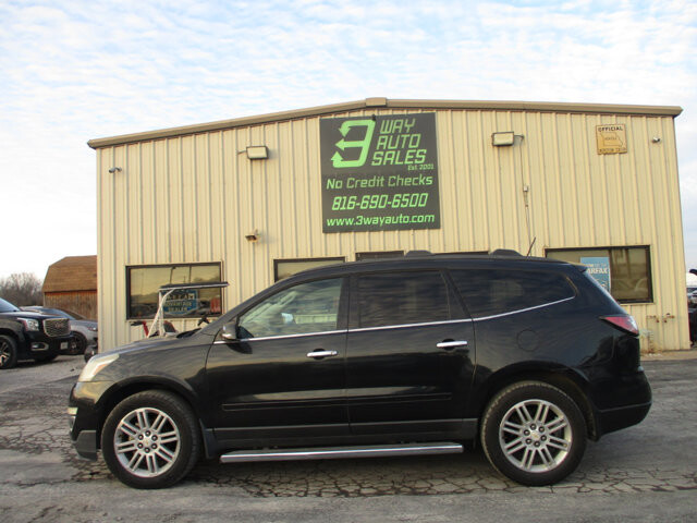2015 Chevrolet Traverse in Oak Grove, MO 64075 - 18082525 8