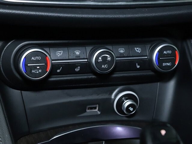 2018 Alfa Romeo Stelvio in Bedford, OH 44146 - 18082526 27