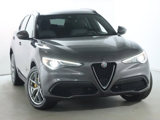 2018 Alfa Romeo Stelvio in Bedford, OH 44146 - 18082526 2