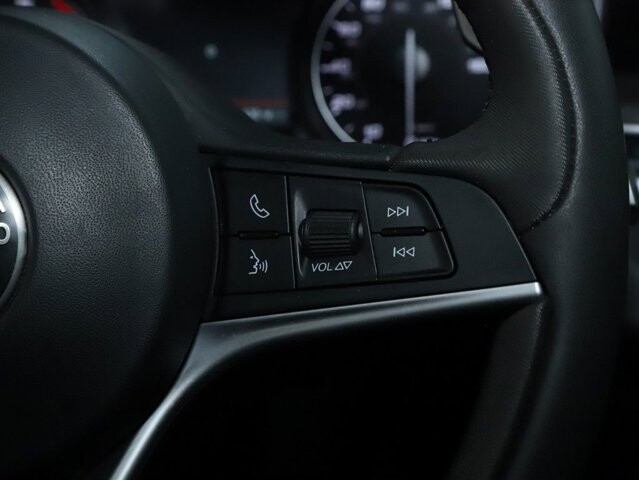 2018 Alfa Romeo Stelvio in Bedford, OH 44146 - 18082526 24