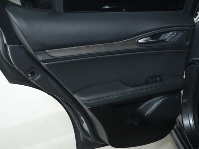 2018 Alfa Romeo Stelvio in Bedford, OH 44146 - 18082526 13