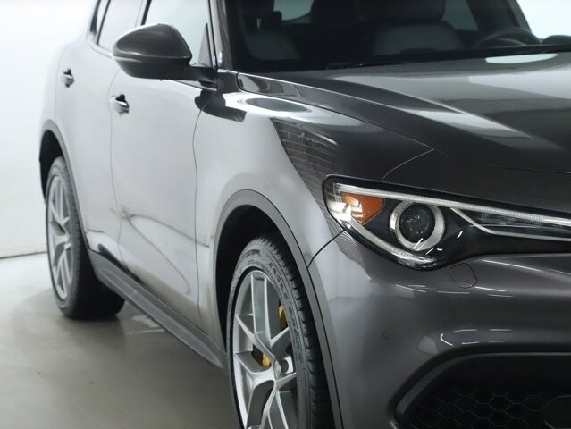 2018 Alfa Romeo Stelvio in Bedford, OH 44146 - 18082526 8