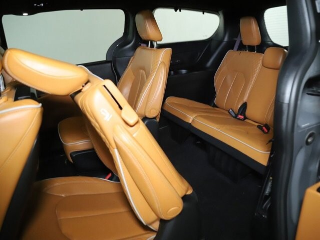 2022 Chrysler Pacifica in Bedford, OH 44146 - 18082528 15