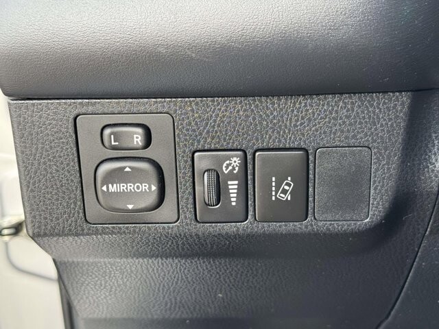 2018 Toyota RAV4 in Winchester, VA 22602 - 18082538 25