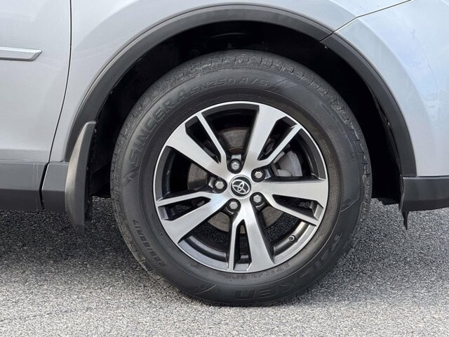 2018 Toyota RAV4 in Winchester, VA 22602 - 18082538 7