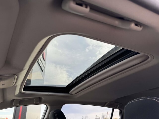 2018 Toyota RAV4 in Winchester, VA 22602 - 18082538 16